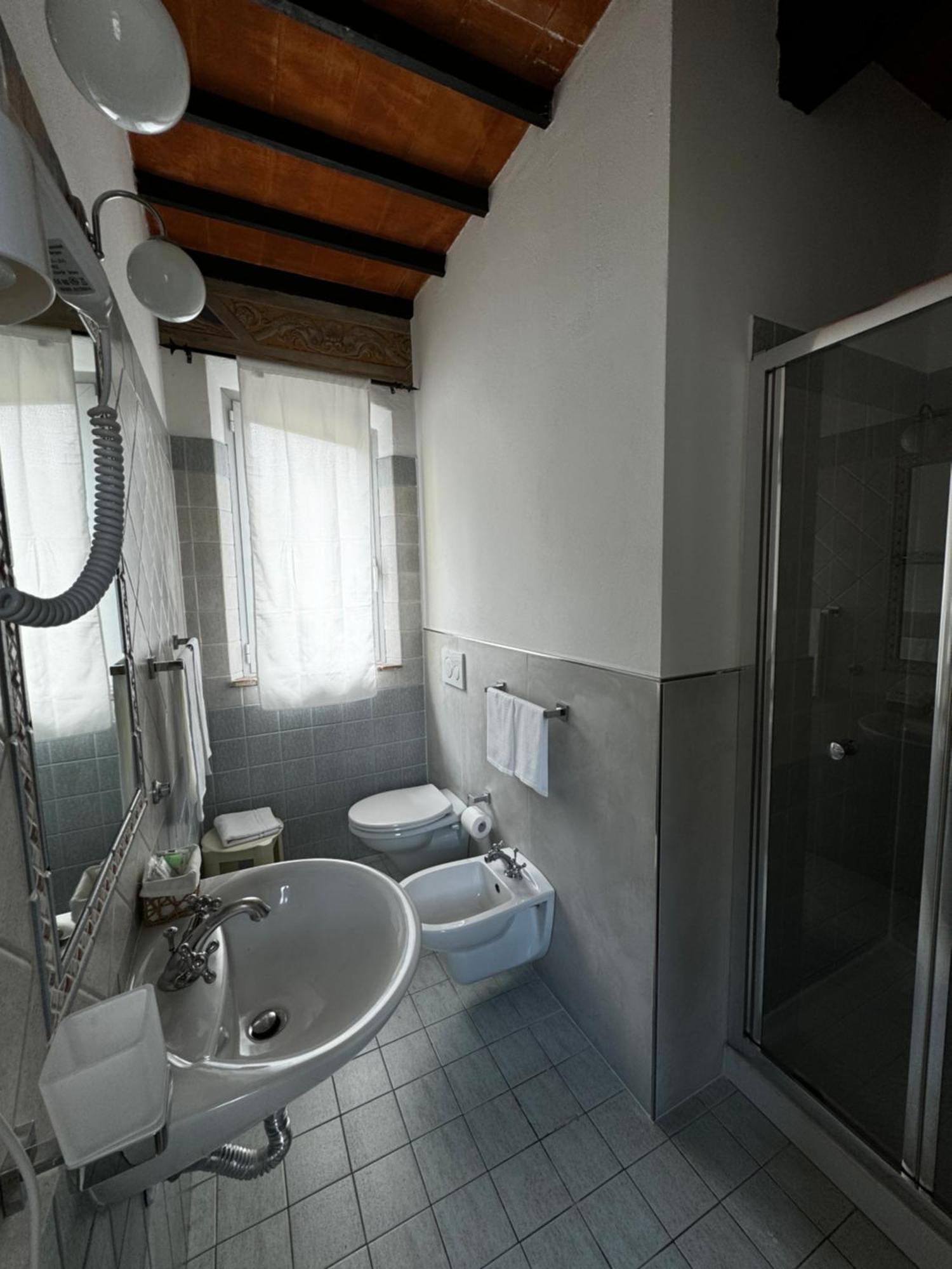 Villa Le Camelie 锡耶纳 外观 照片